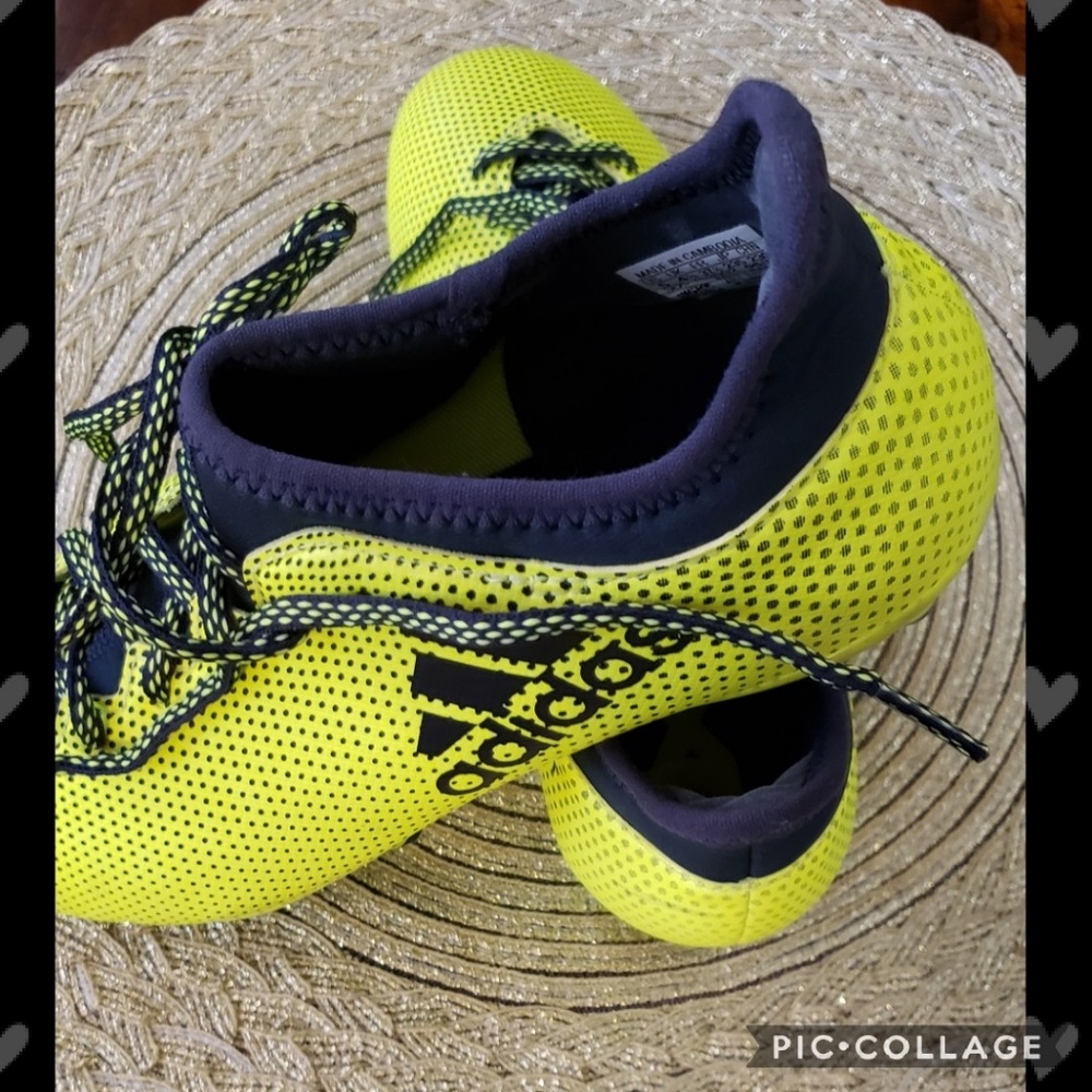 Young kids Brand new Adidas soccer shoes.